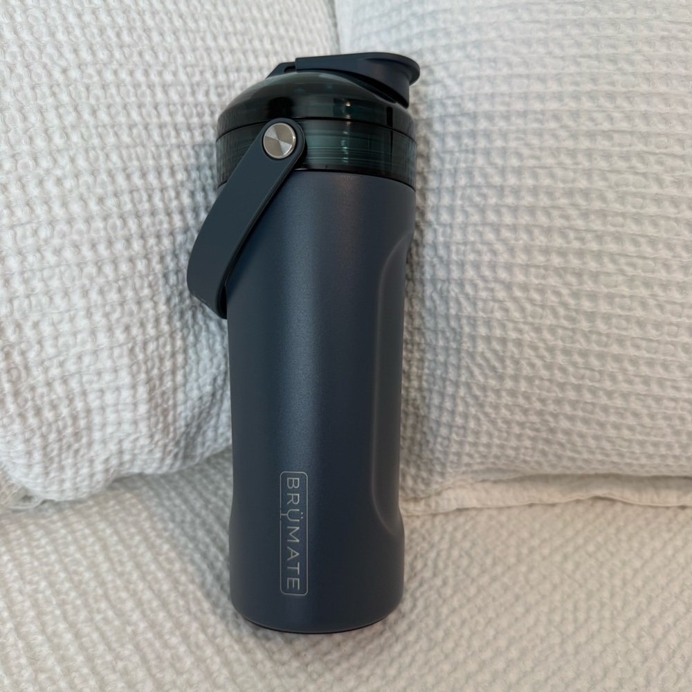 NWT BrüMate Nightfall Blue 26oz Multishaker (Old Model) - Picture 4 of 7